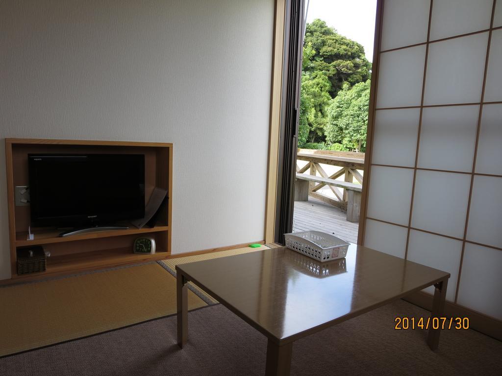 Guesthouse Suzukaze Shibushi Esterno foto